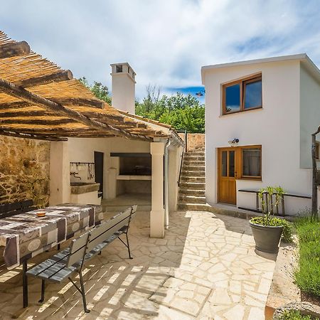 Holiday Home Jela Dobrinj Kültér fotó