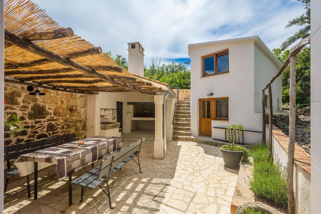 Holiday Home Jela Dobrinj Kültér fotó