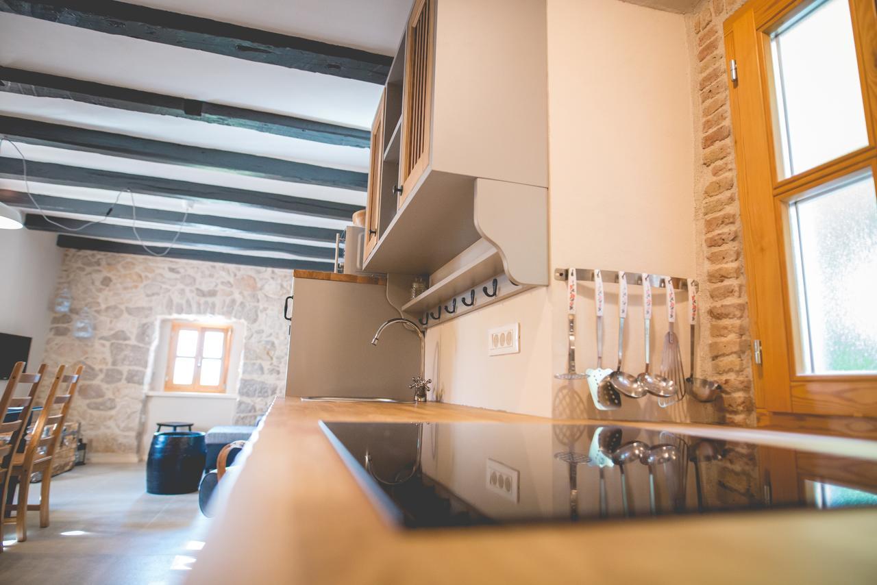 Holiday Home Jela Dobrinj Kültér fotó