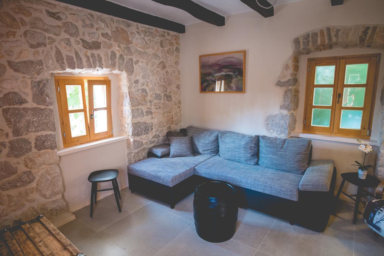 Holiday Home Jela Dobrinj Kültér fotó