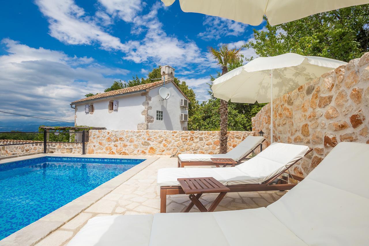 Holiday Home Jela Dobrinj Kültér fotó